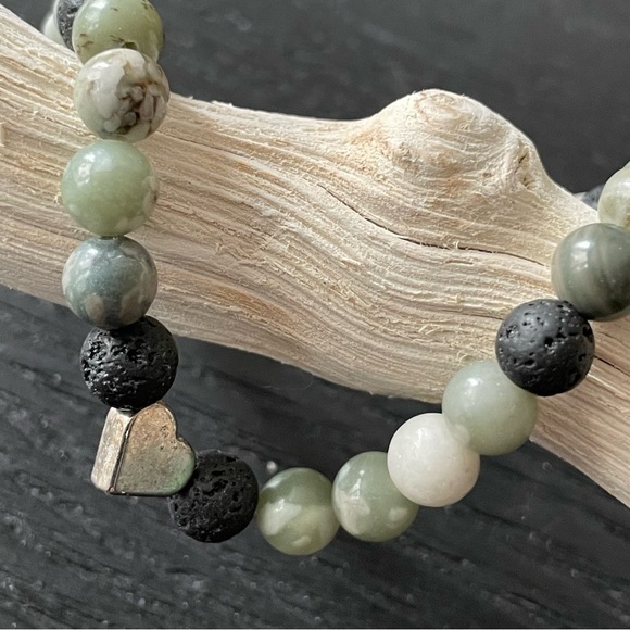 Handmade Natural Stone 6mm Beaded Bracelet Heart Charm 7 Inches Lava Agate - Picture 5 of 10